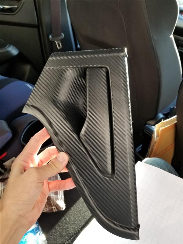 リアドアノブ周辺、Cピラーガーニッシュ 3Dカーボン(調)シート 貼付け