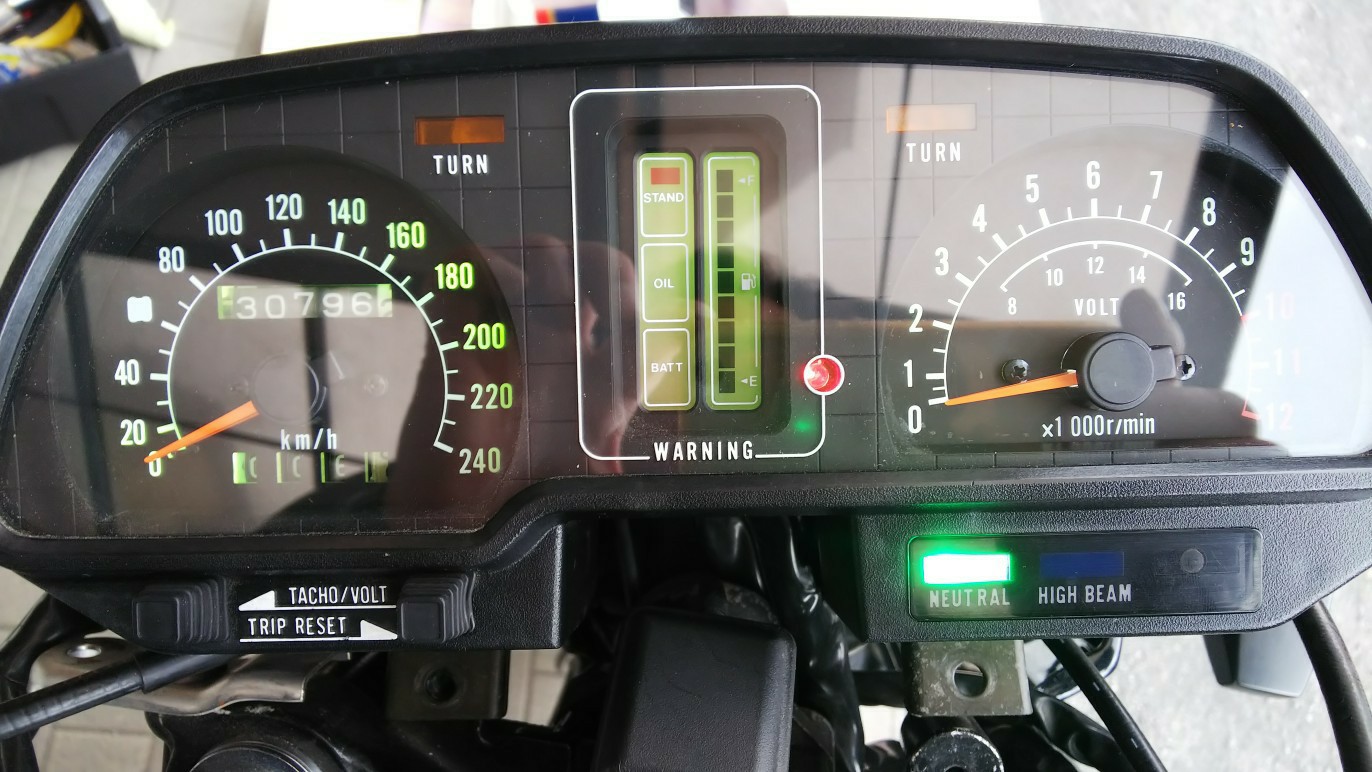 メーター球交換（カワサキ Z750GP）by そこらのおっさん - みんカラ