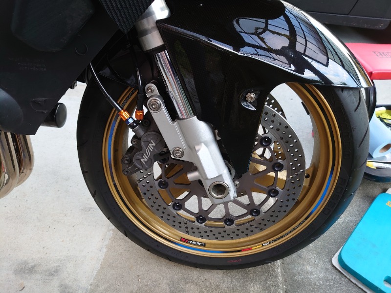 フロントブレーキキャリパー オーバーホール（カワサキ ZX-12R）by な