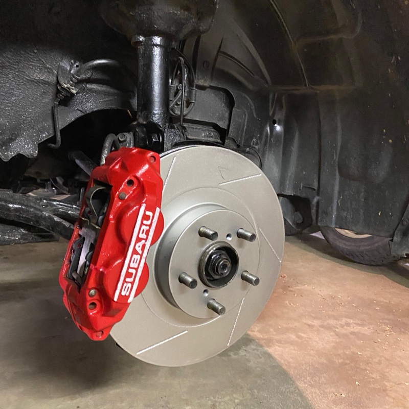 スバル純正4pot&2potキャリパーをフォレスターSG5に流用（スバル