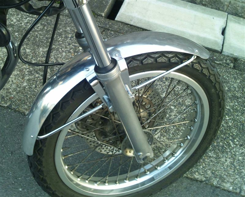 ホンダ(純正) アルミフロントフェンダー のパーツレビュー | GB250