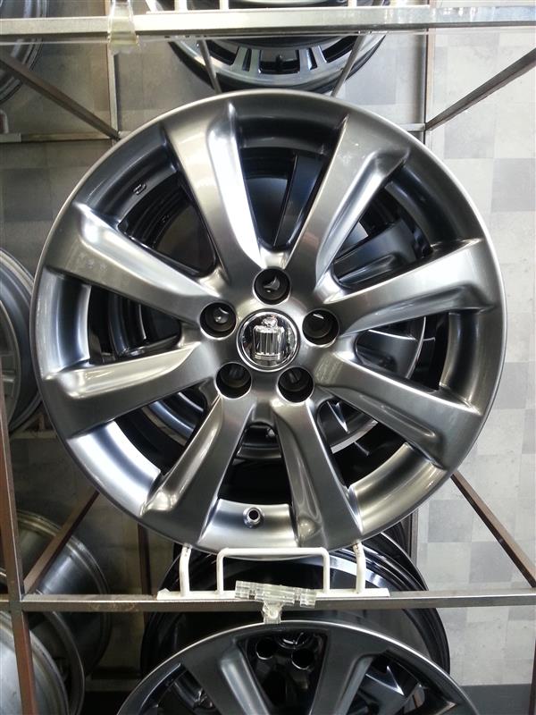 エメラルダス 様 200系後期 クラウンアスリート 18インチアルミホイル