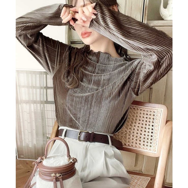 上品な艶感 ベロアプリーツメローハイネックトップス[品番