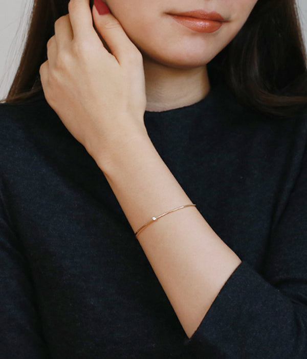 K18「0.06ctヌード」バングル｜【オレフィーチェ】Orefice