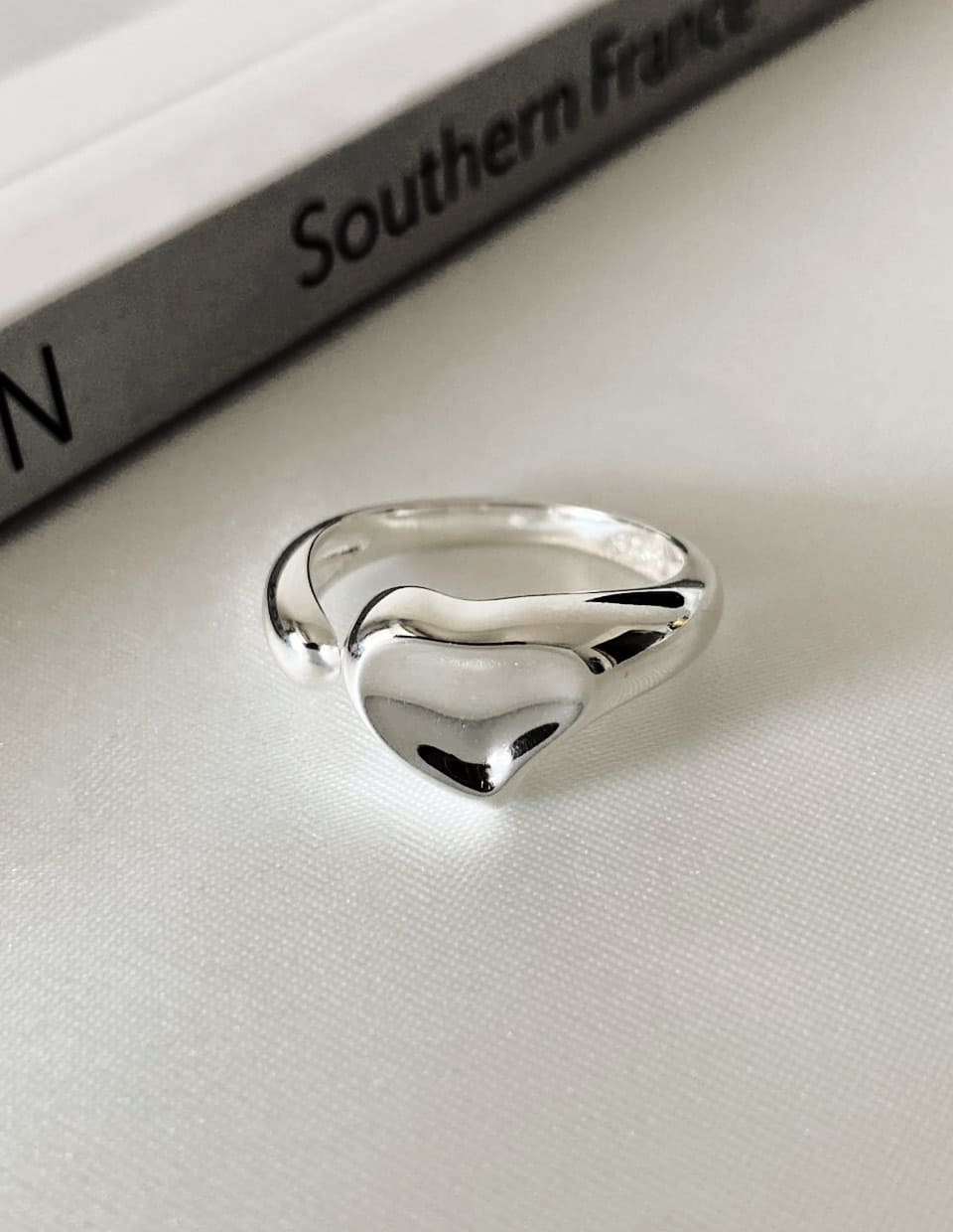 メロウハートオープンリング SV925 – 金属アレルギー対応の