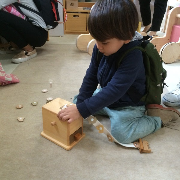 2023年グッドトイ受賞 パチンと宙を飛ぶおはじきに夢中 – なかよし