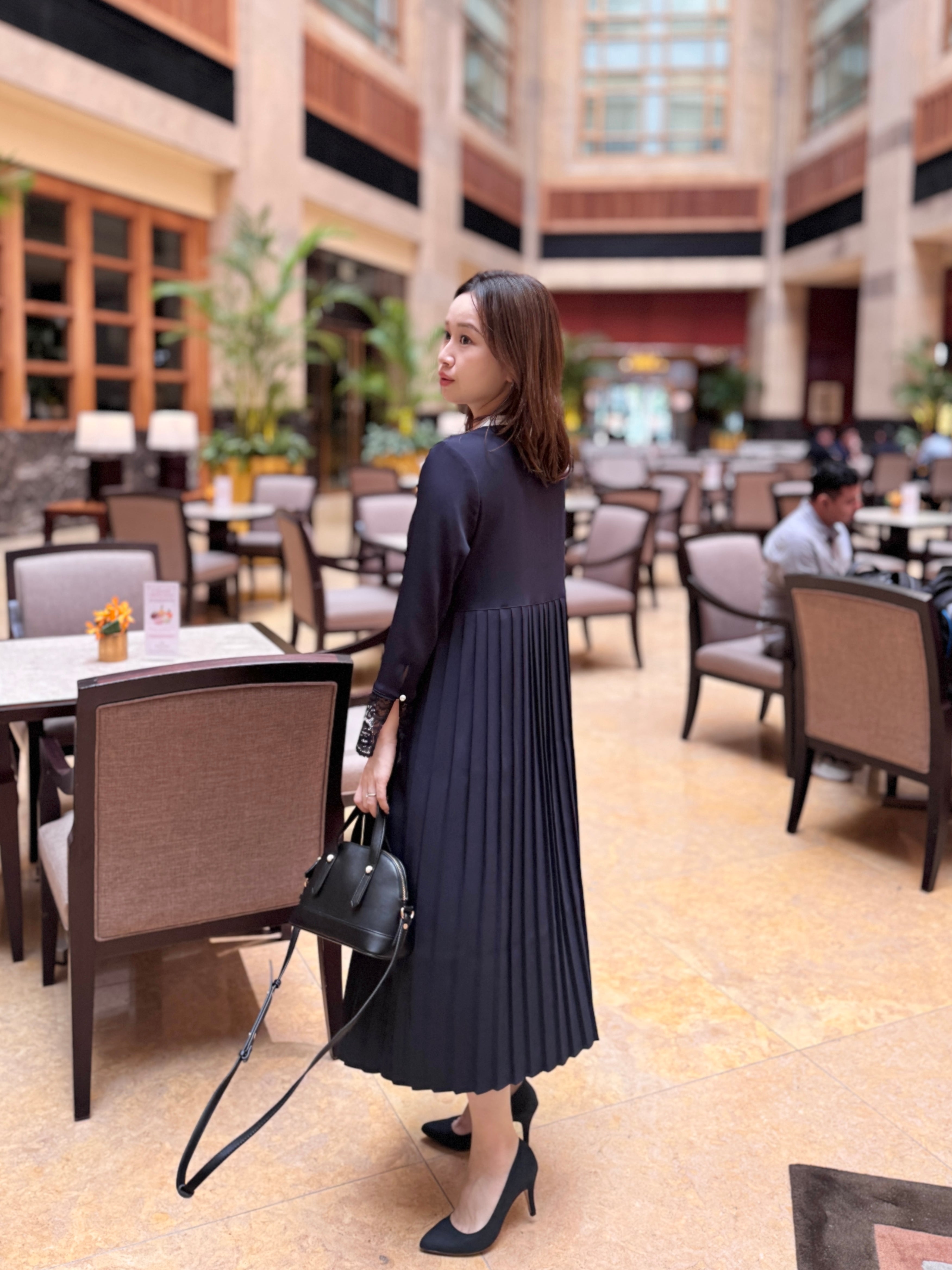 Lace Docking Pleated Dress – Maison Echelle