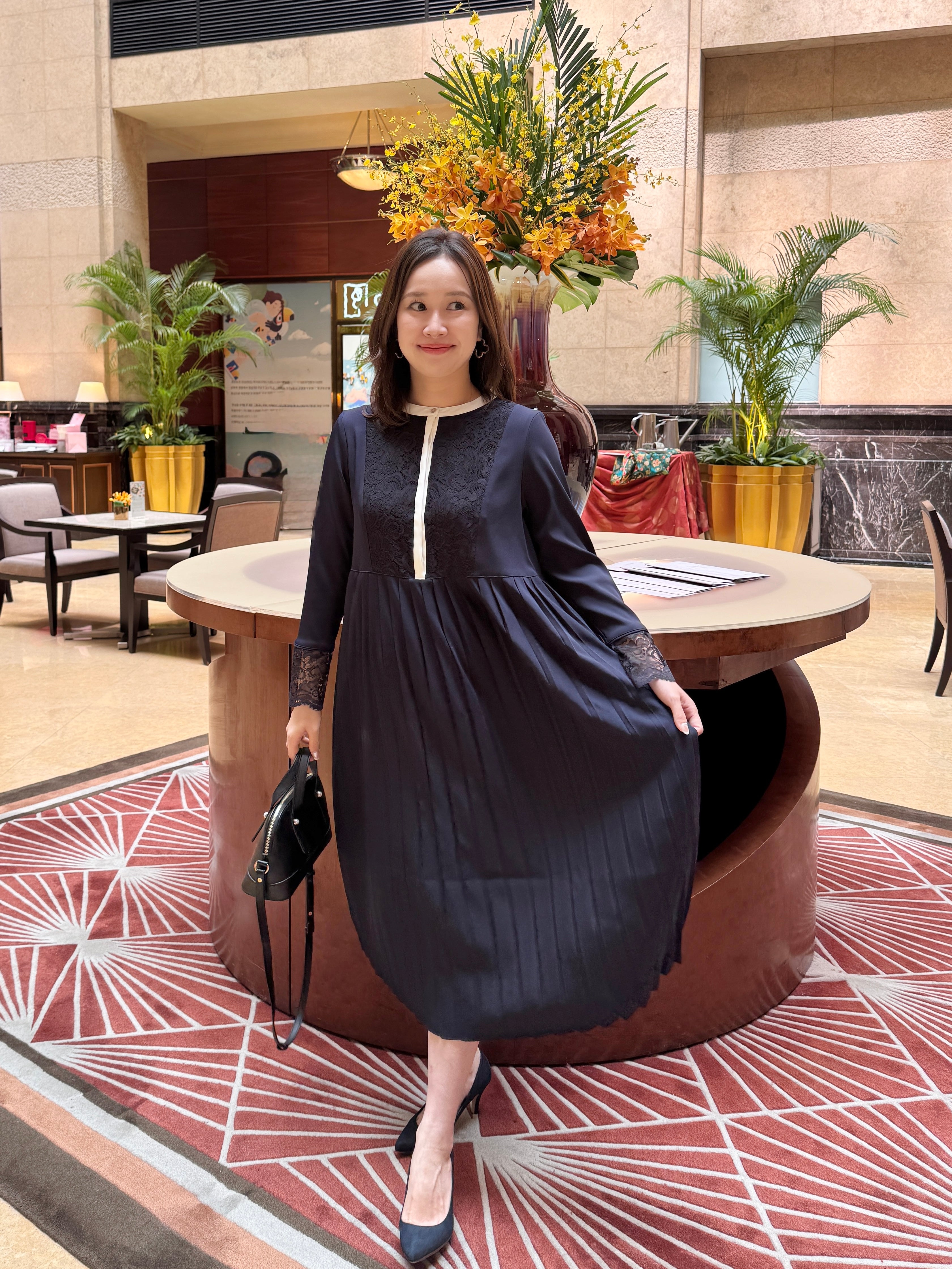 Lace Docking Pleated Dress – Maison Echelle