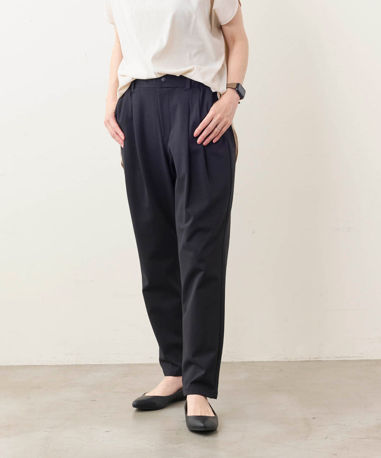 WWO きれいめムジのタックテーパードパンツ_8117123 – WESTWOOD OUTFITTERS