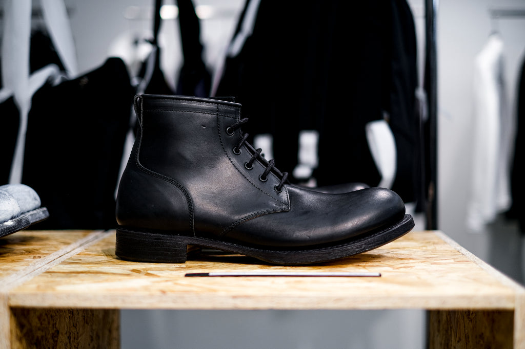 2022 AW ミリタリー03｜グイディ社のレザーと職人の手でつくられる