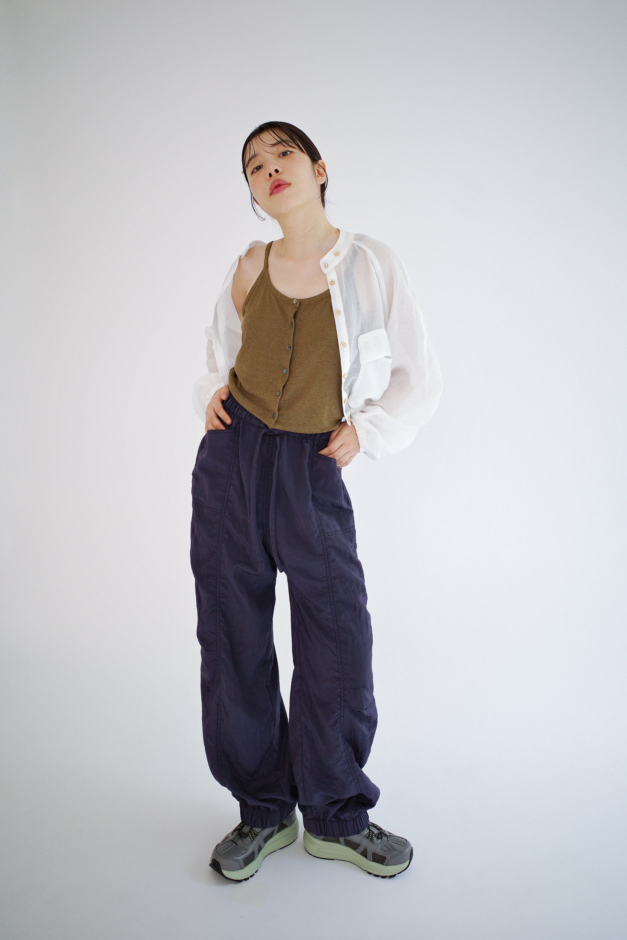 シルキージョガーパンツ, ミッドナイトブルー - Lotu | 60% - アジア