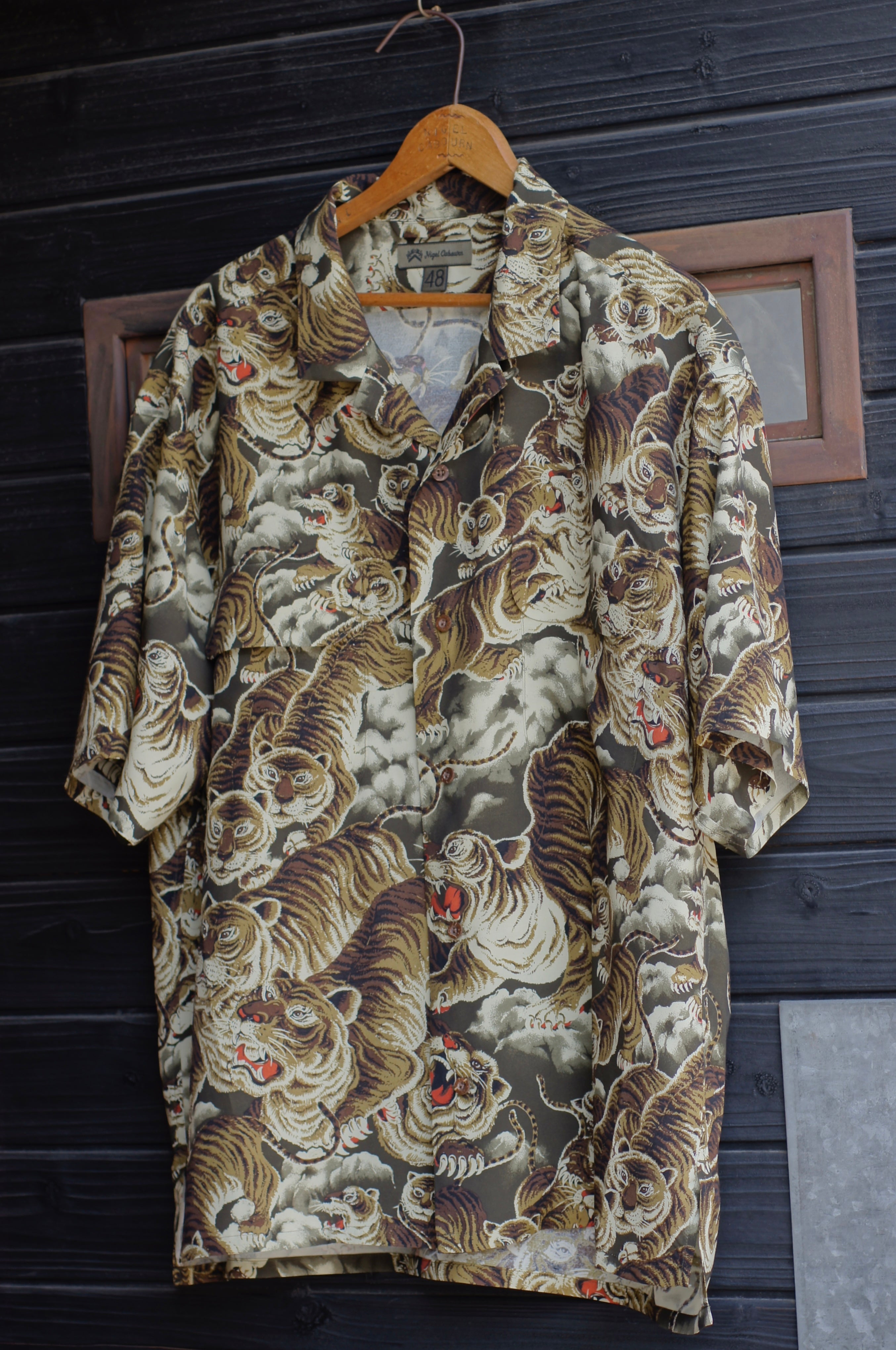 待望の復刻》ALOHA SHIRT - 百虎 – ナイジェル・ケーボン オンライン