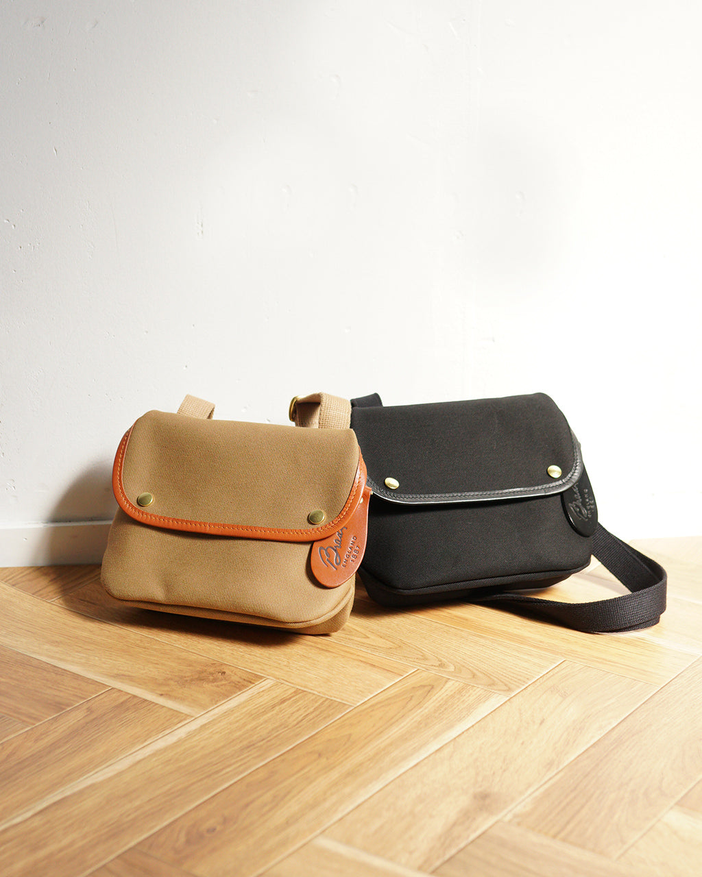 Brady AVON MINI ミニショルダーバッグ｜防水ツイル×レザー ユニセックス