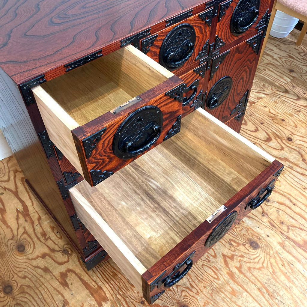 岩谷堂箪笥 車箪笥 和家具 4段 中古 日本 伝統 渋い 工芸 鍵付き