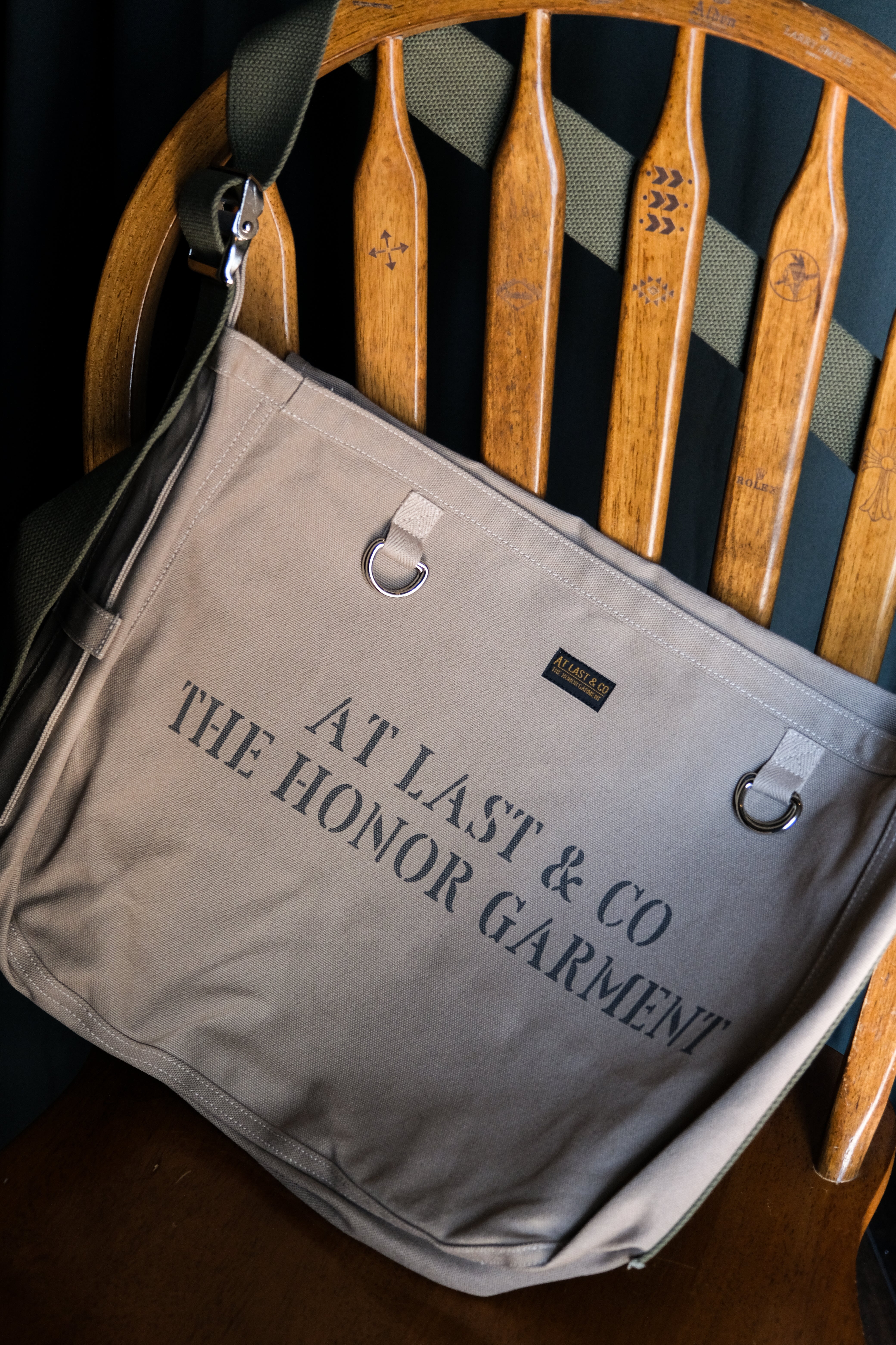 At Last & Co. Utility Bag – BROGUE