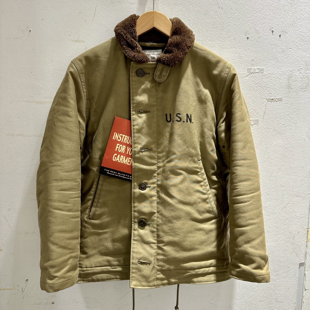 渋谷でザリアルマッコイズを買取。20周年限定版、N-1デッキジャケット