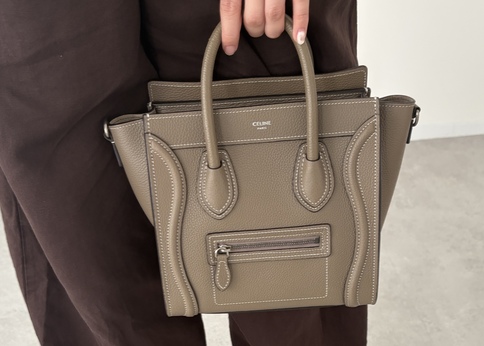 保存版】大人の一生バッグ。『CELINE(セリーヌ)のラゲージ』が20代30代