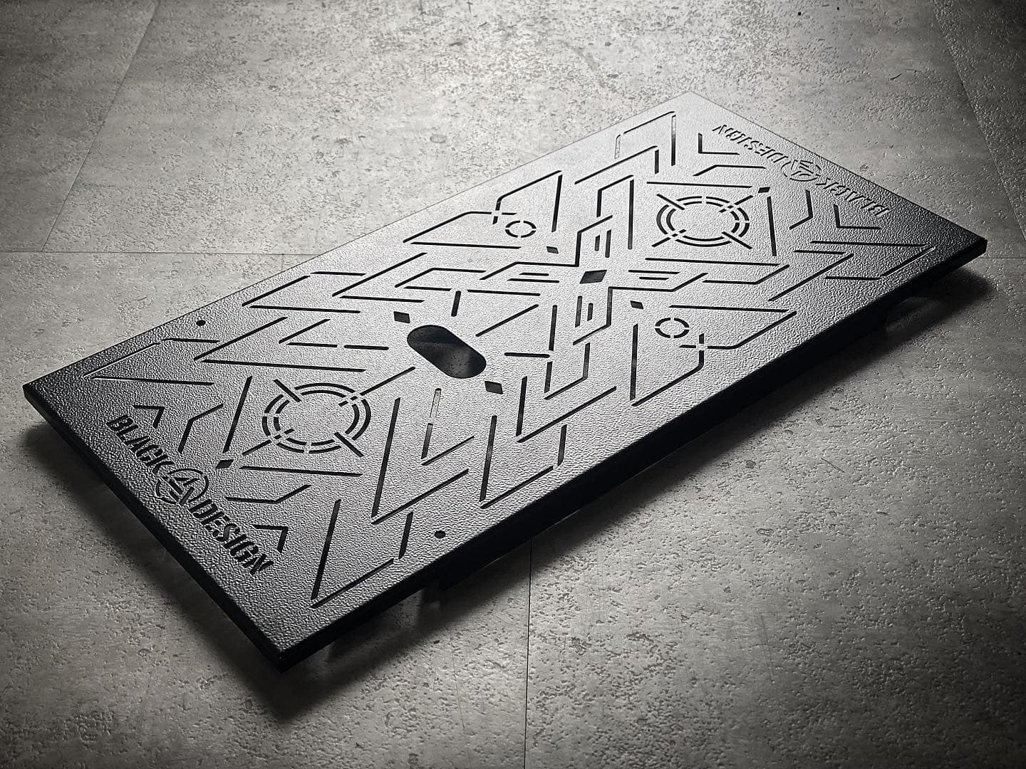 DEVISE IRON デバイスワークス Blackdesign プレートト 【公式通販】