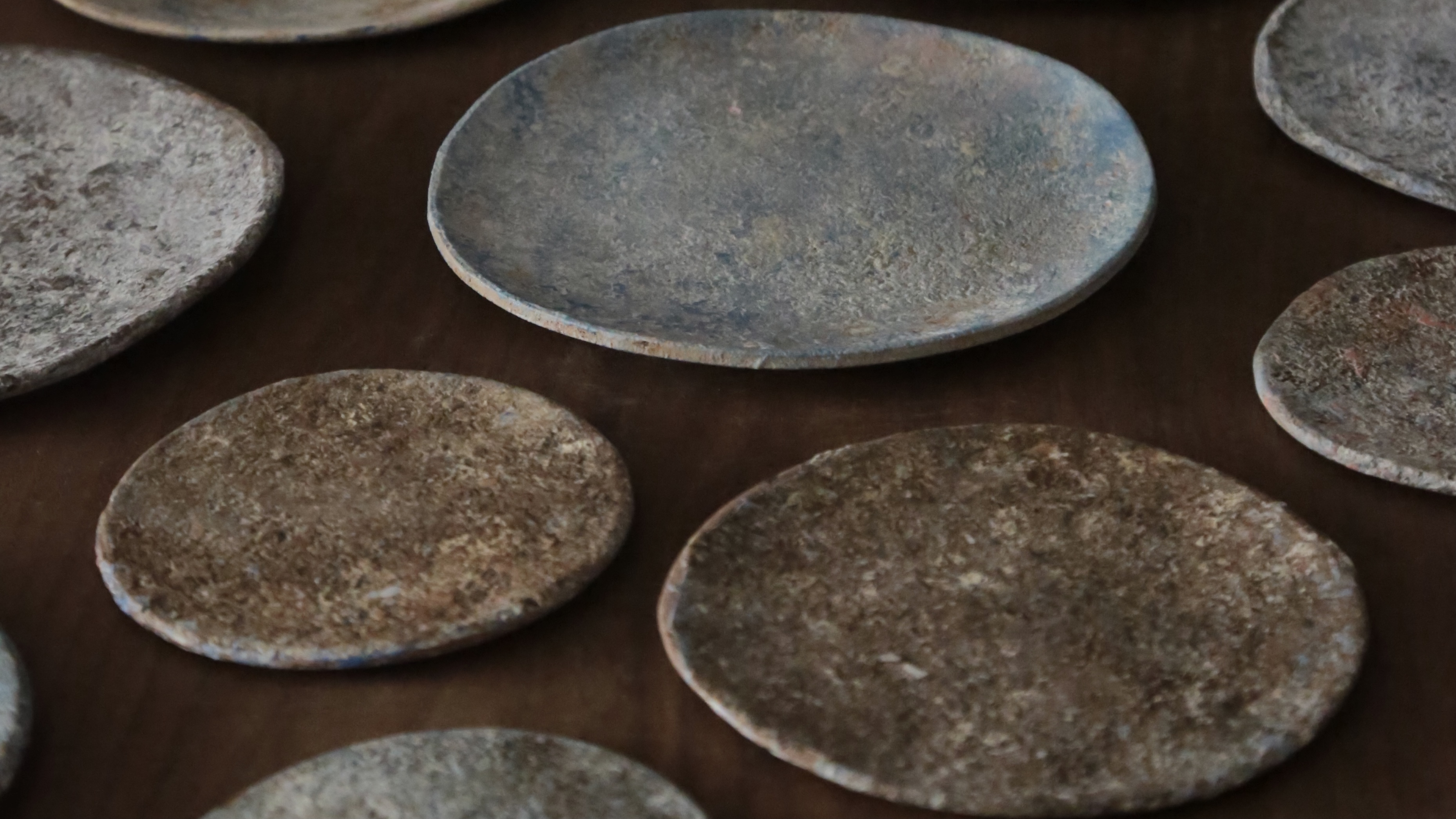 故金あかりAkari Karugane – Monoina