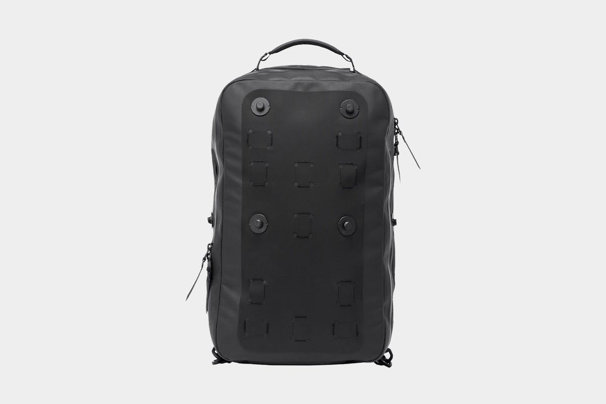 Black Ember CITADEL Modular Pack Review | Pack Hacker