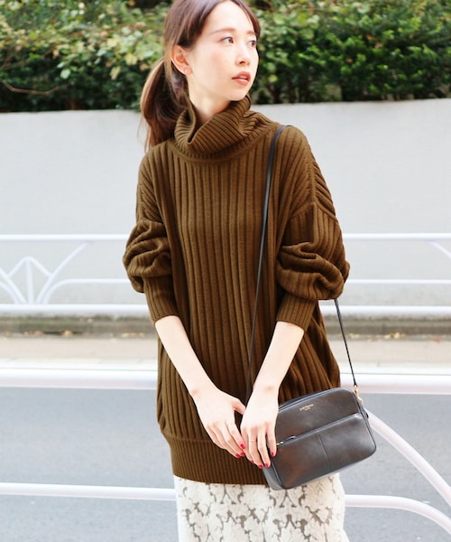 IENA（イエナ）の「《追加》Chere CODE BIG タートルネックプル