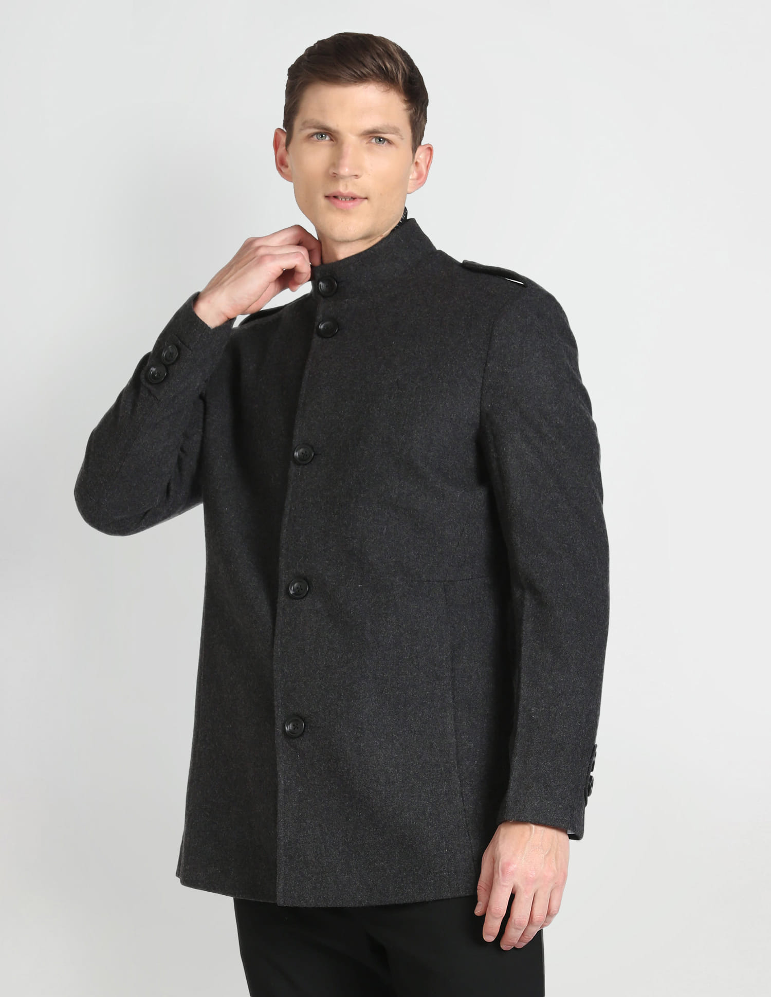 Buy Arrow Sports Regular Fit Solid Jacket - NNNOW.com