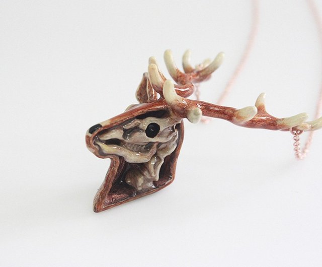 送料無料】タイ 鹿の頭の解剖学 手描きのカラー エナメルが付いた