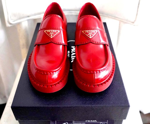 5%OFF】香港 PRADA レッド 本革 カーフレザー オックスフォード
