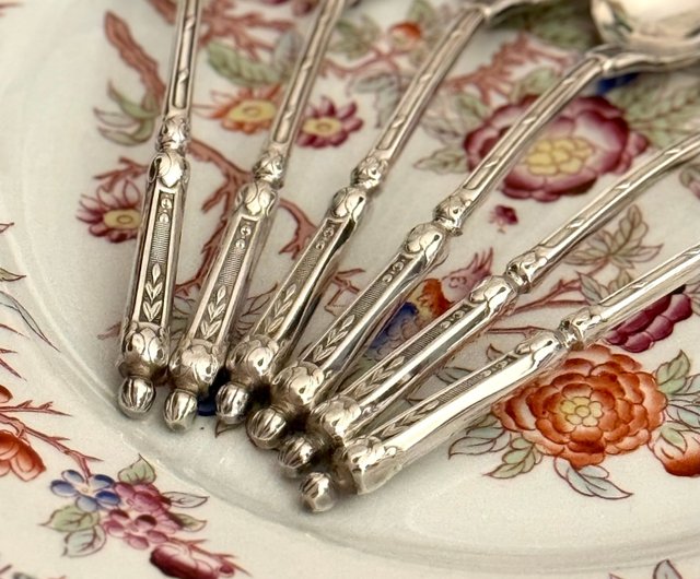 台湾 40019-フランスアンティークシルバースプーン12本入り JSVS