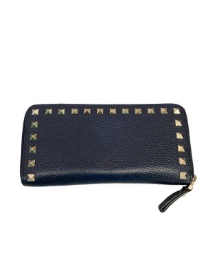 VALENTINO GARAVANIの財布・小物検索結果|古着・中古品の通販サイト
