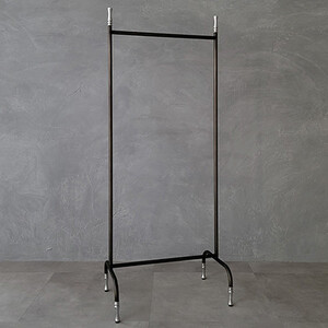 ビンテージ調 アイアンハンガーラック 黒皮風塗装×シルバー
