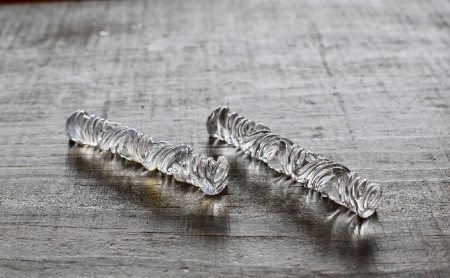 ガラスのカトラリーレスト（2本組） 雑貨 日用品 工芸品 箸置き クリア