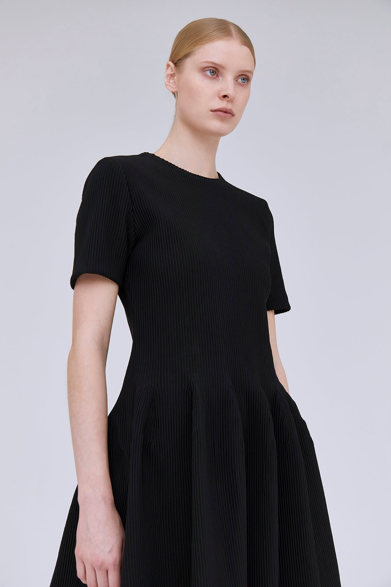 HYPHA SHORT SLEEVE MINI DRESS