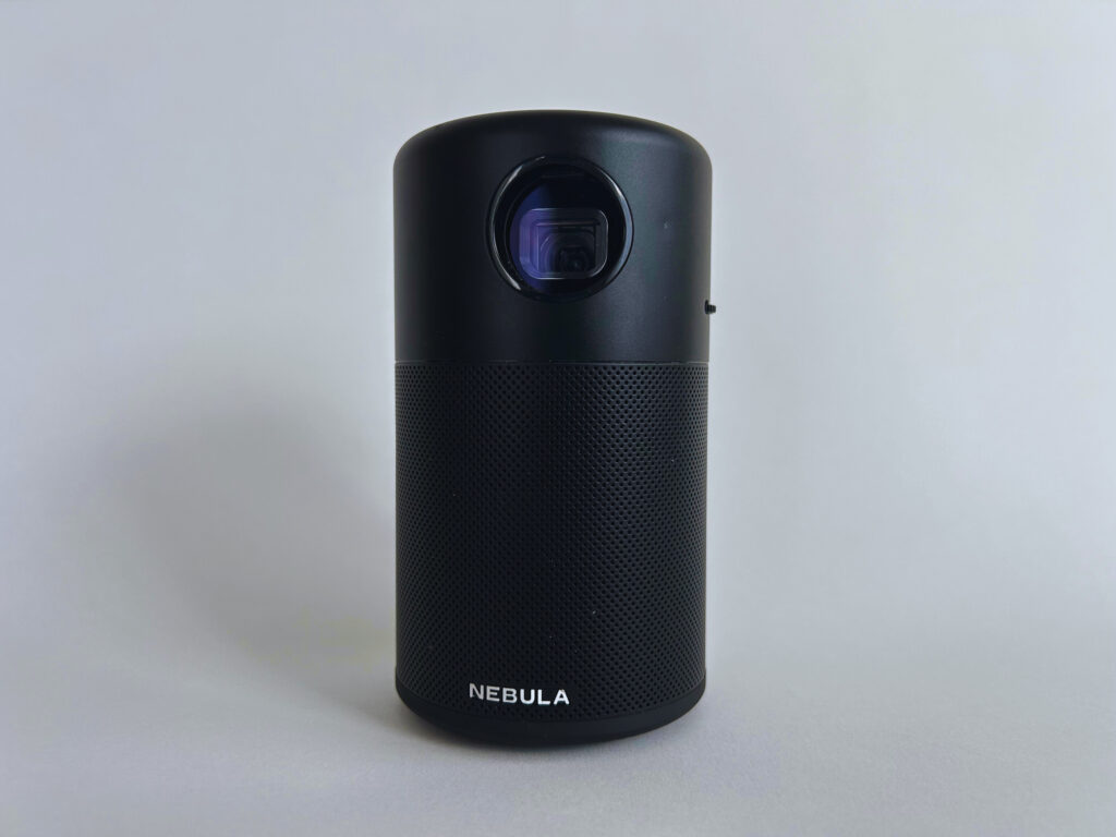 根強い人気】Ankerの初代Nebula Capsule D4111N12を徹底レビュー
