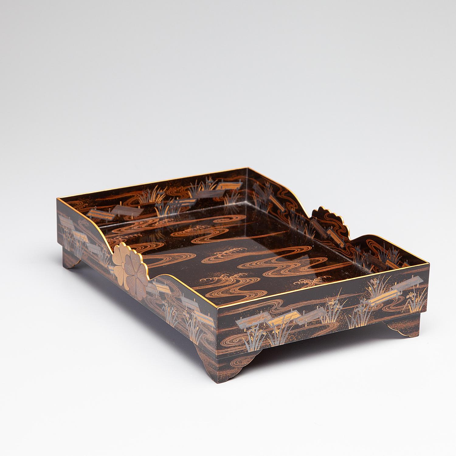 研出波蒔絵硯蓋 菓子器｜茶の美