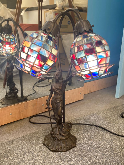 ステンドグラスランプシェードの魅力と修復・特注製作｜創業60年– 河原