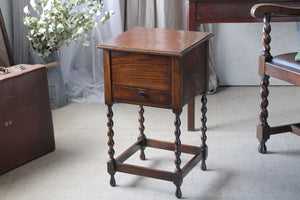 1930年代オーク材小さなソーイングテーブル（裁縫箱）横幅38cm