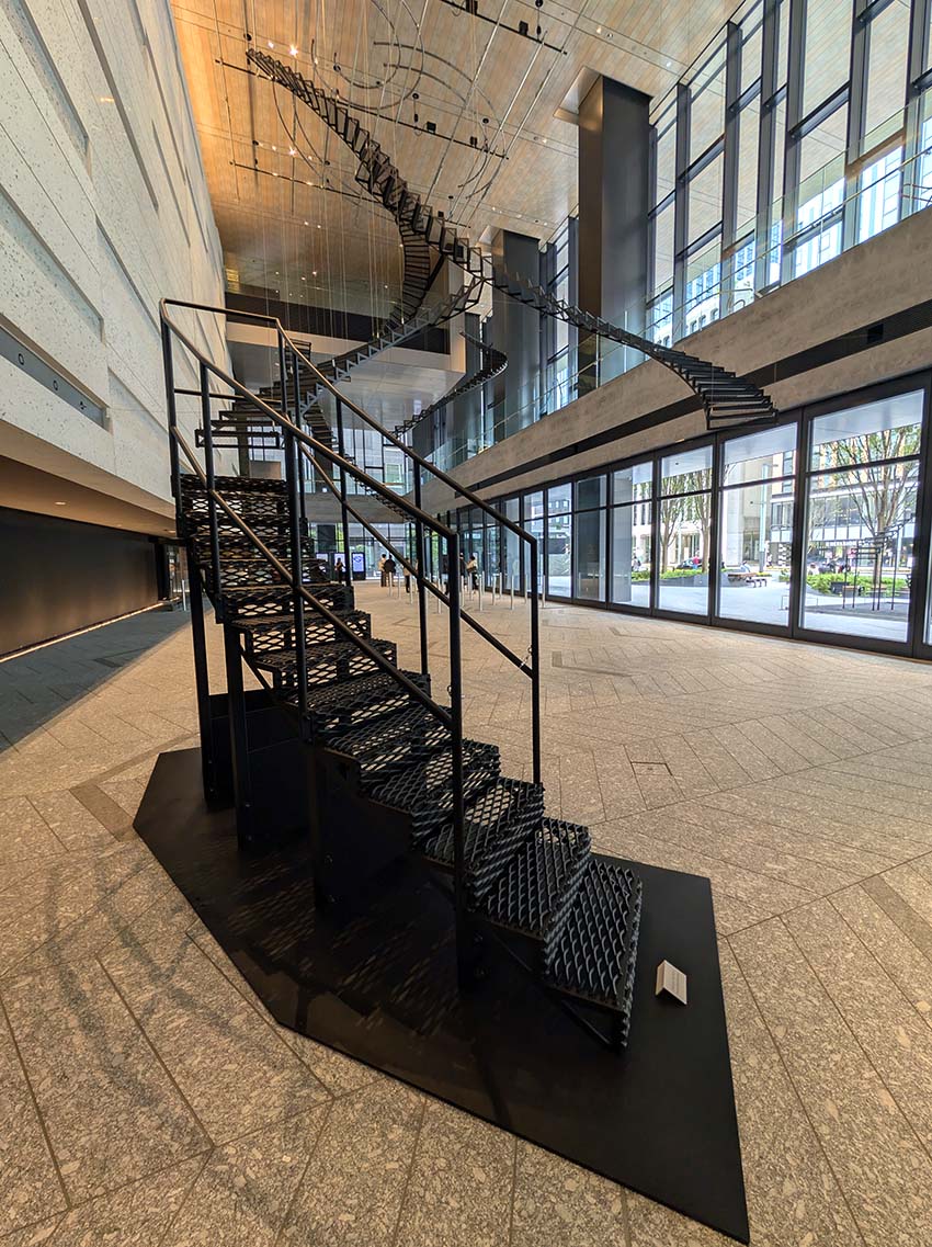 螺旋階段【TODA BUILDING】