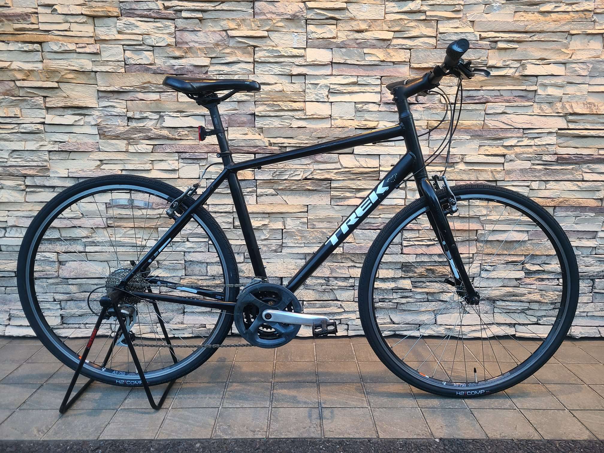 中古車入荷情報]初心者向けクロスバイク・ロードバイクが入荷しました