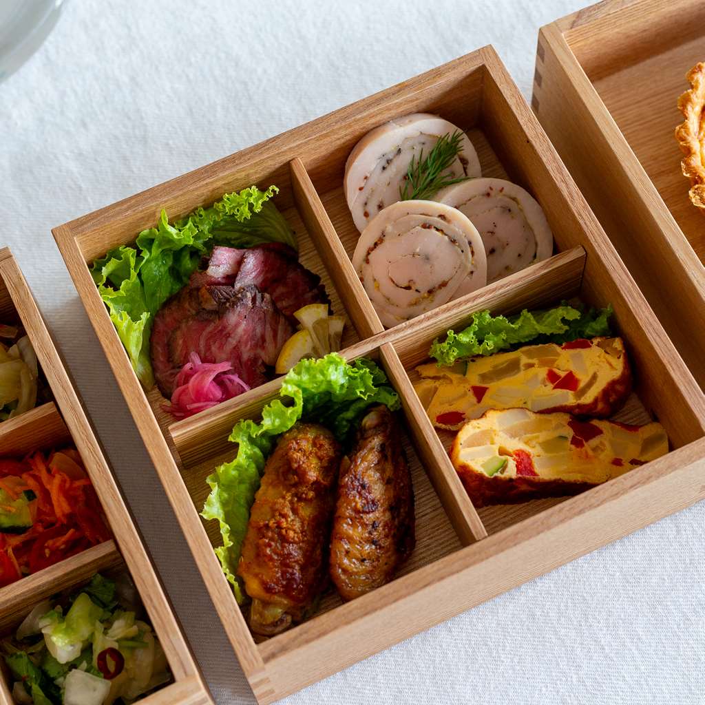 松屋漆器店｜白木塗タモ ナチュラル［6寸］二段重箱 COMFOTA 北欧雑貨店