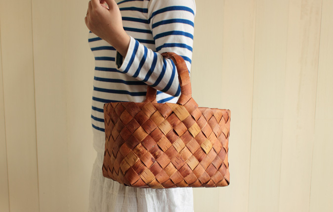 フィンランド/白樺のかご/ハンドル付きバスケット・L COMFOTA 北欧雑貨店