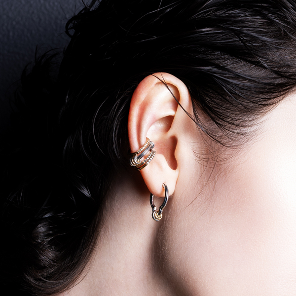 GOSSAMER ダイヤモンド フックピアス