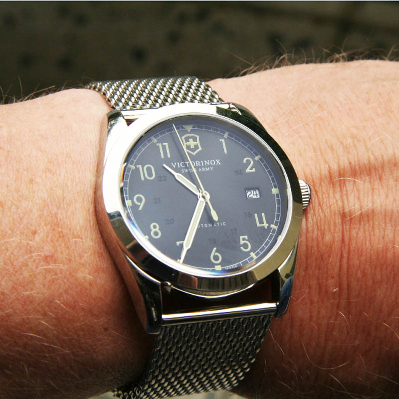 victorinox black infantry 241587 automatic watch