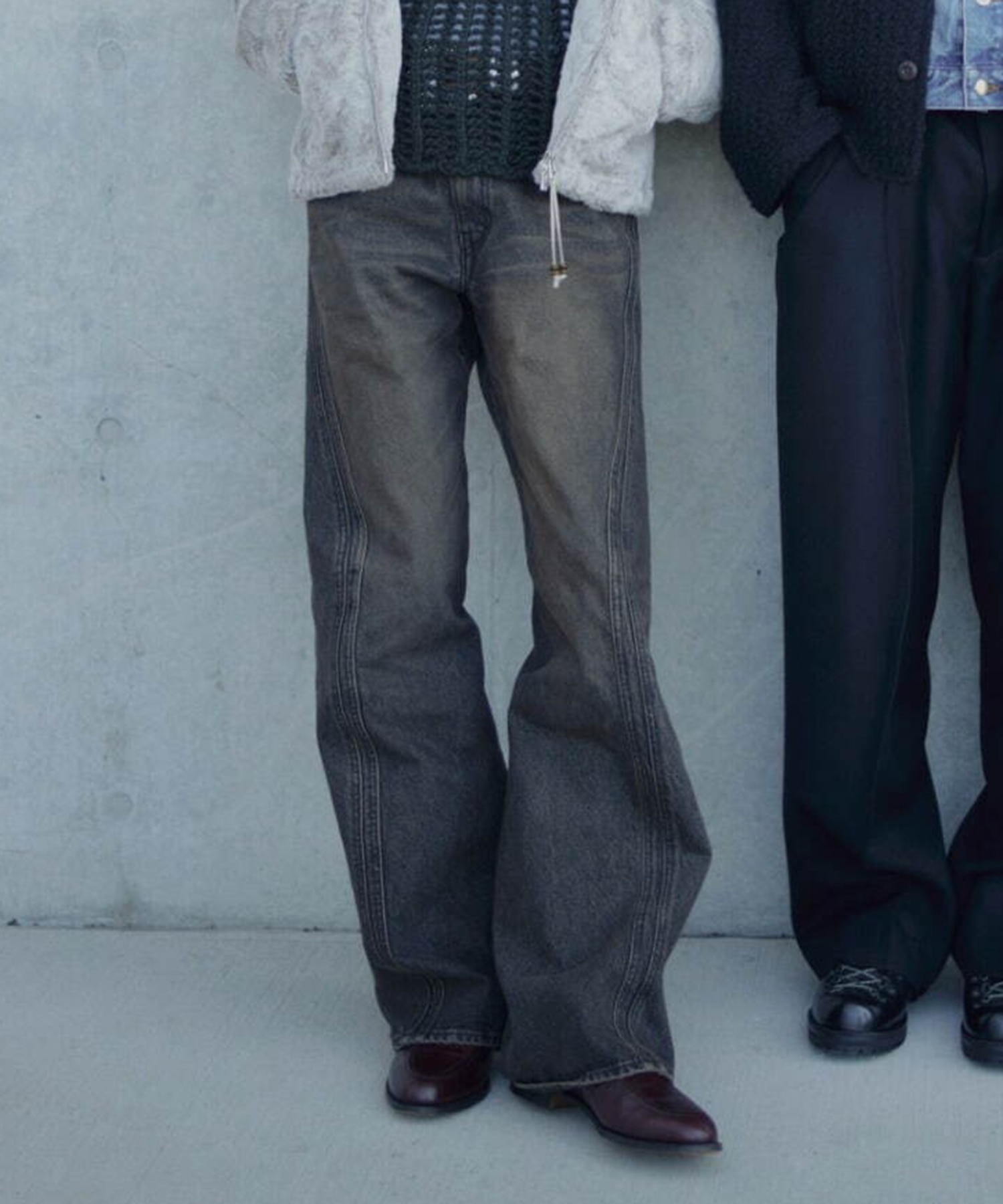 3D TWISTED WIDE LEG JEANS(1 BLACK): NVRFRGT: MENS｜CONZ ONLINE STORE