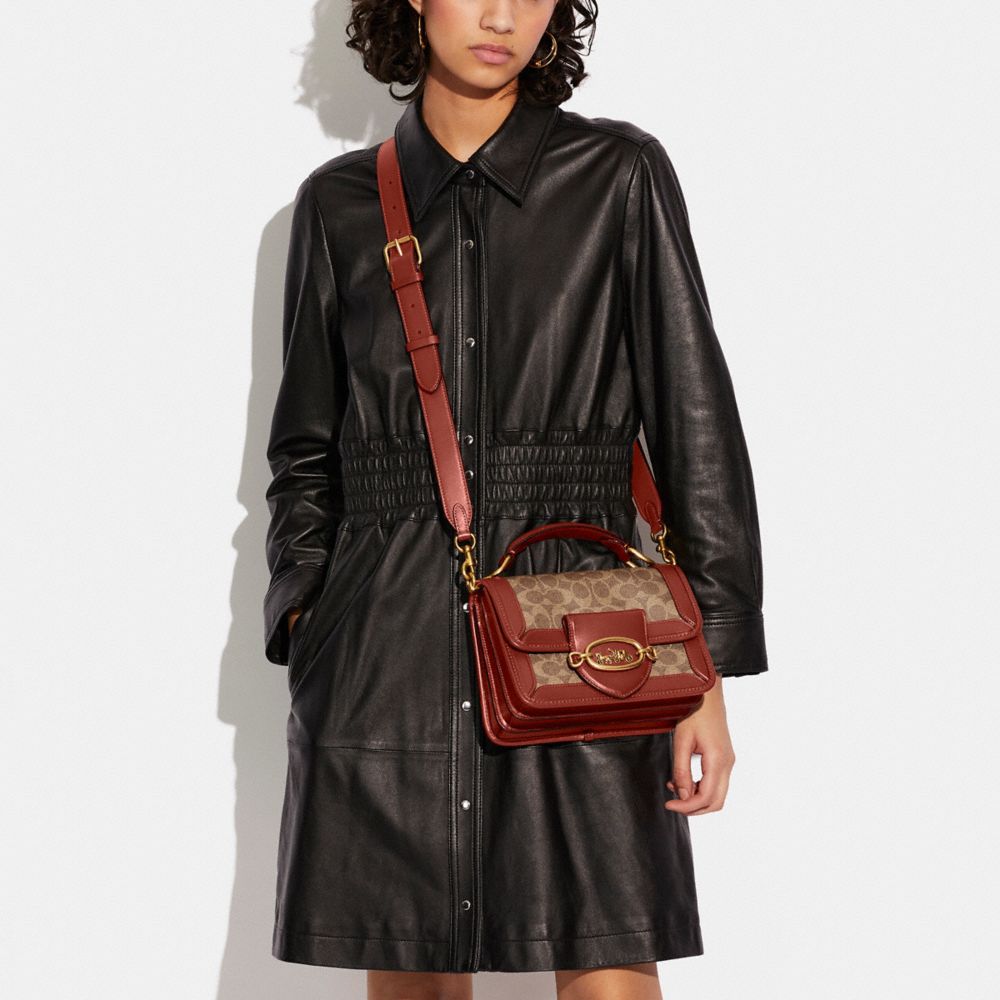 公式】COACH – コーチ | ヒーロー ショルダー バッグ・シグネチャー