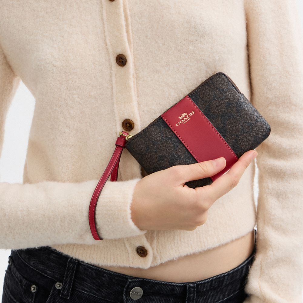 公式】コーチアウトレット | コーナー ジップ リストレット