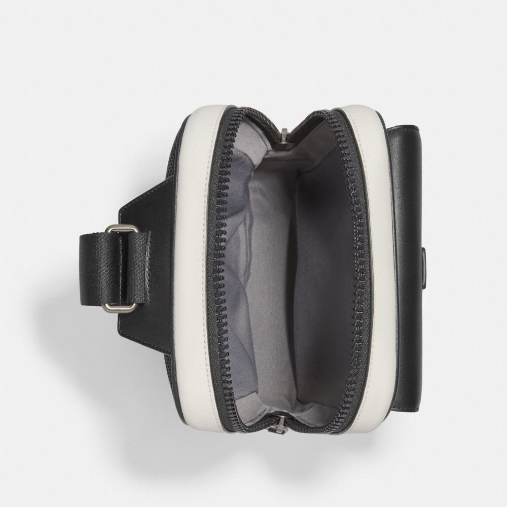 公式】コーチアウトレット | トラック パック・カラーブロック