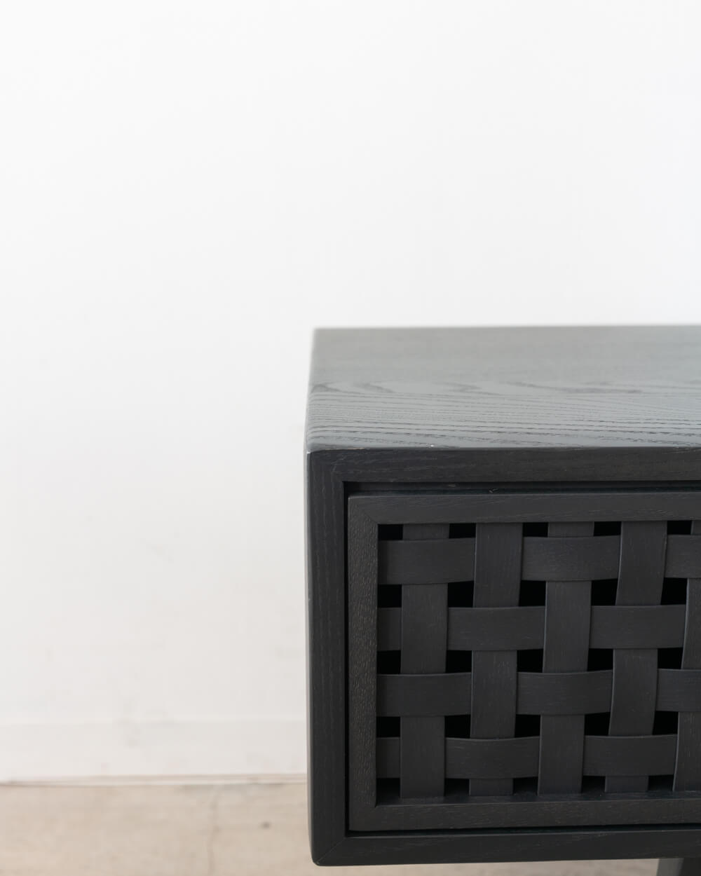 現品SALE］ELEGANCE テレビボード 1745 ホワイトアッシュ材 / Black