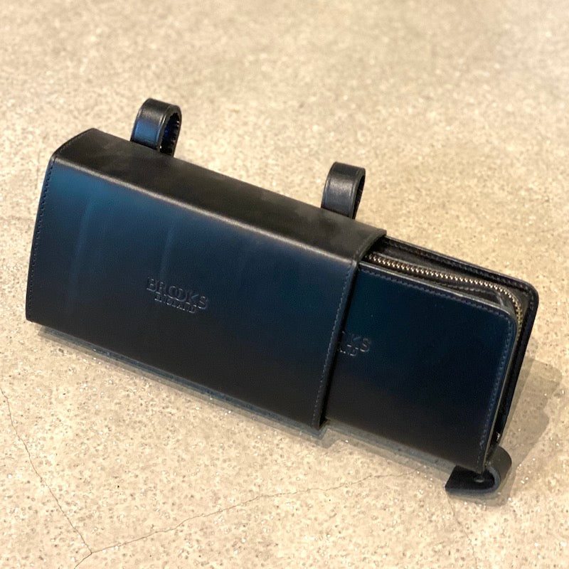 D-SHAPED TOOL BAG – COG TOKYO