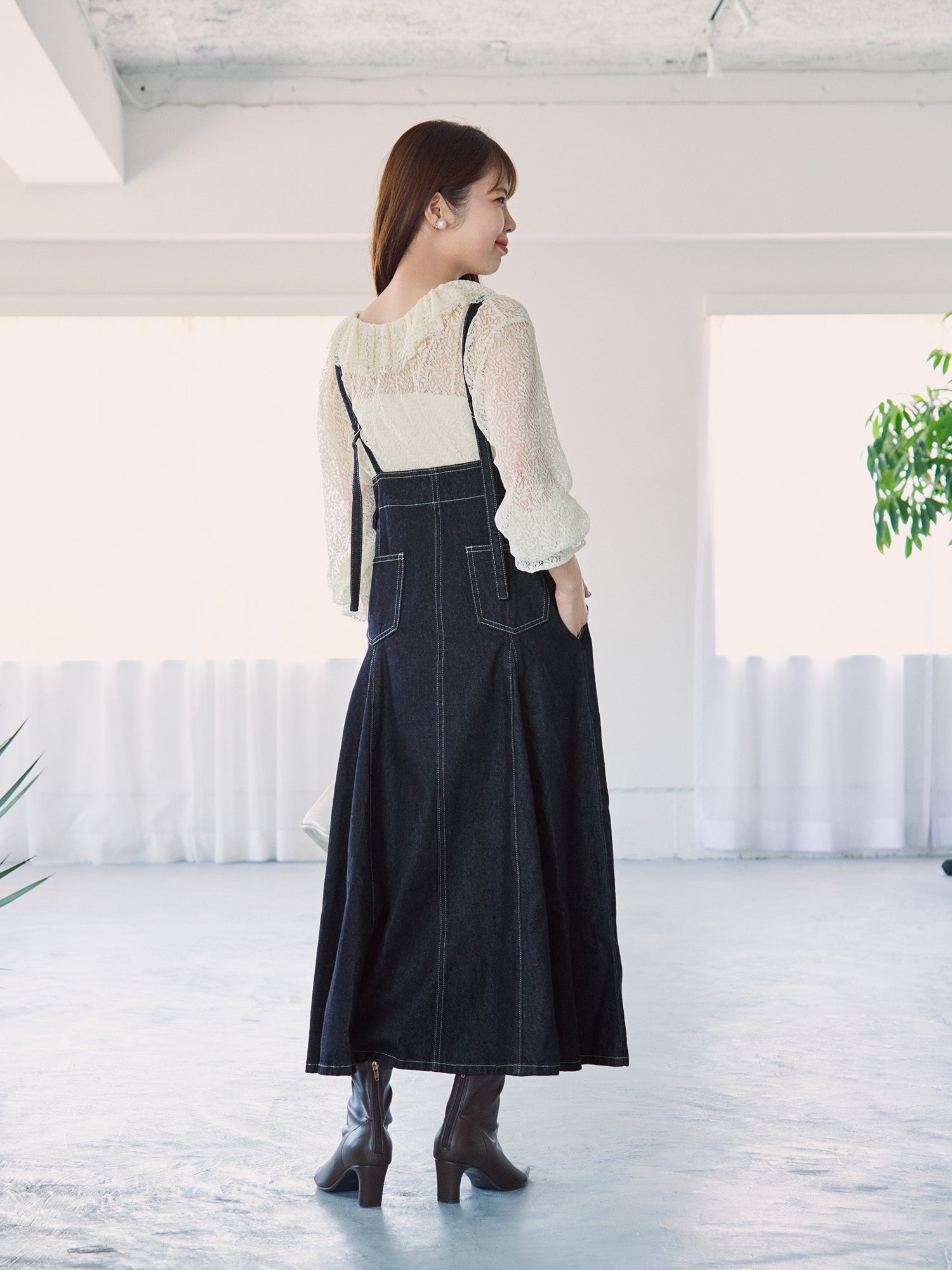 セットバックスクエアトゥショートブーツ | 小柄・低身長女性向け